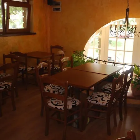 Hotel Town House