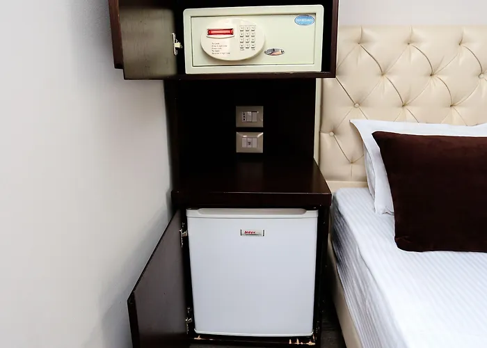 Town House 티라나