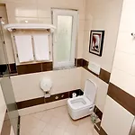 Town House 티라나