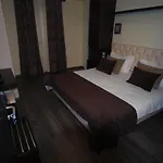 호텔 Town House 3*