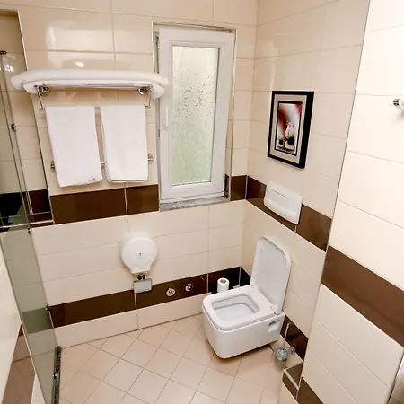 Town House Tiran
