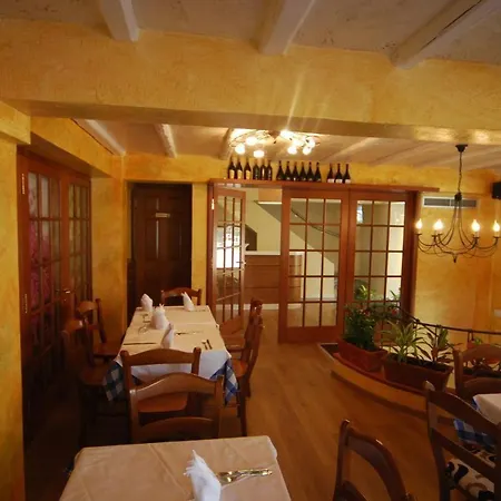 Otel Town House Tiran