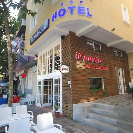 Town House Hotel