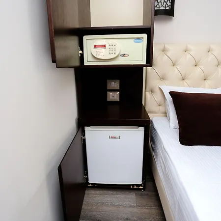 Town House Tiran