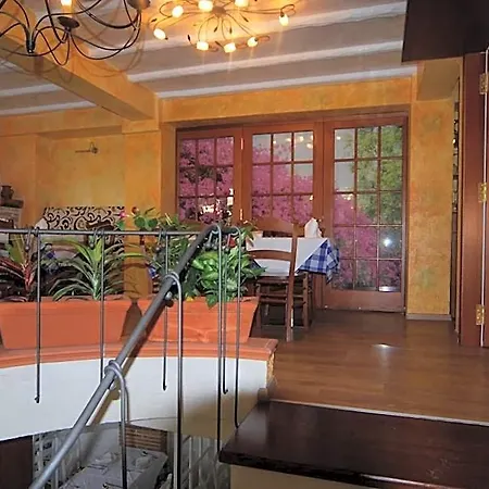 Town House Tiran