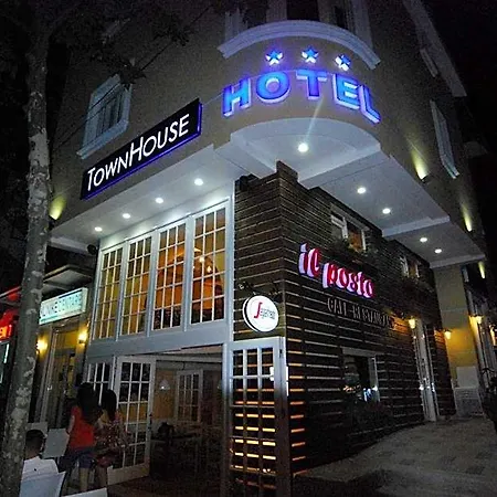 Town House Otel Tiran
