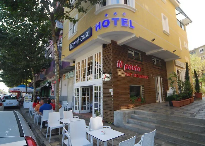 Town House 3* Tirana